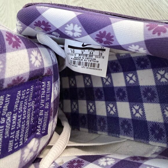 Unlaced Memphis | Nike SB Dunk  Nike SB Dunk Low “Purple Lobster” — Size 10 — Near DS